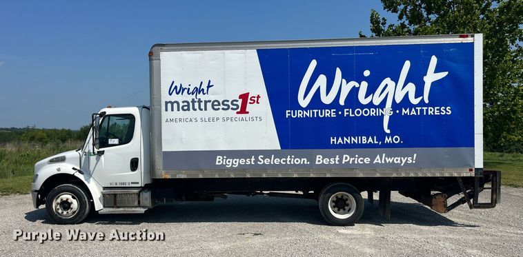 image for item DP0527 2005 Freightliner Business Class M2  box truck