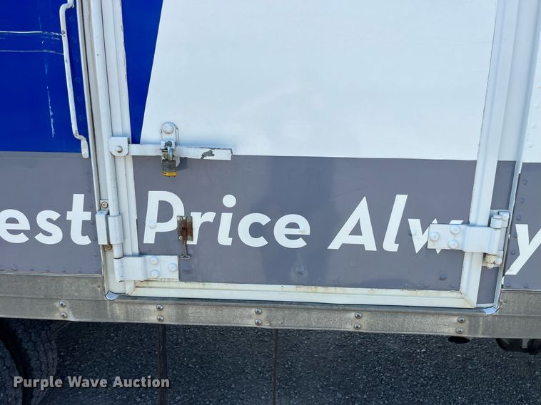 image for item DP0527 2005 Freightliner Business Class M2  box truck