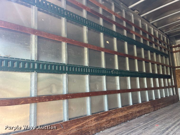 image for item DP0527 2005 Freightliner Business Class M2  box truck