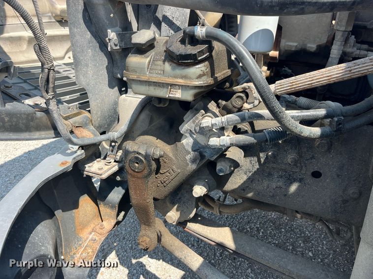 image for item DP0527 2005 Freightliner Business Class M2  box truck