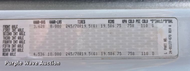 image for item DP0527 2005 Freightliner Business Class M2  box truck