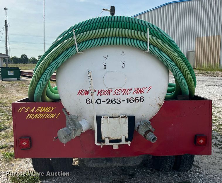 image for item DP0530 2009 Chevrolet Silverado 3500HD  septic truck