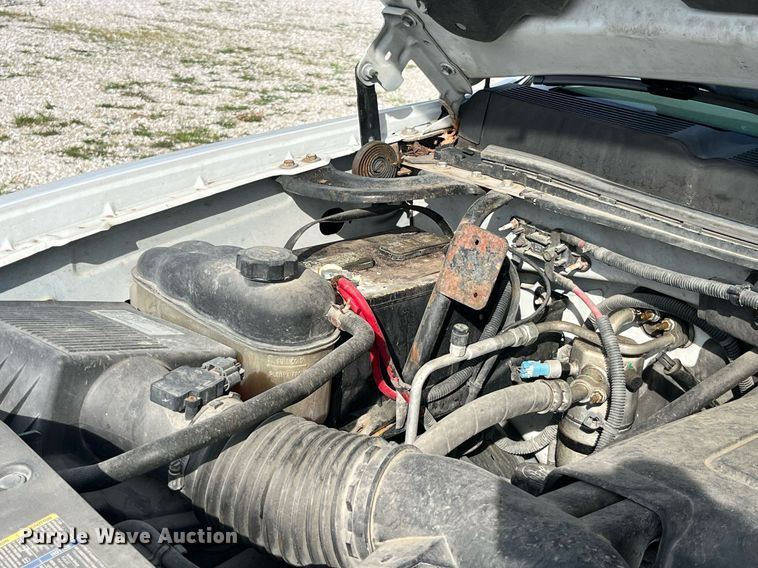 image for item DP0530 2009 Chevrolet Silverado 3500HD  septic truck