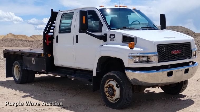 image for item DP3273 2009 GMC C5500  Crew Cab flatbed truck