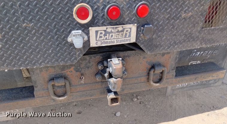 image for item DP3273 2009 GMC C5500  Crew Cab flatbed truck