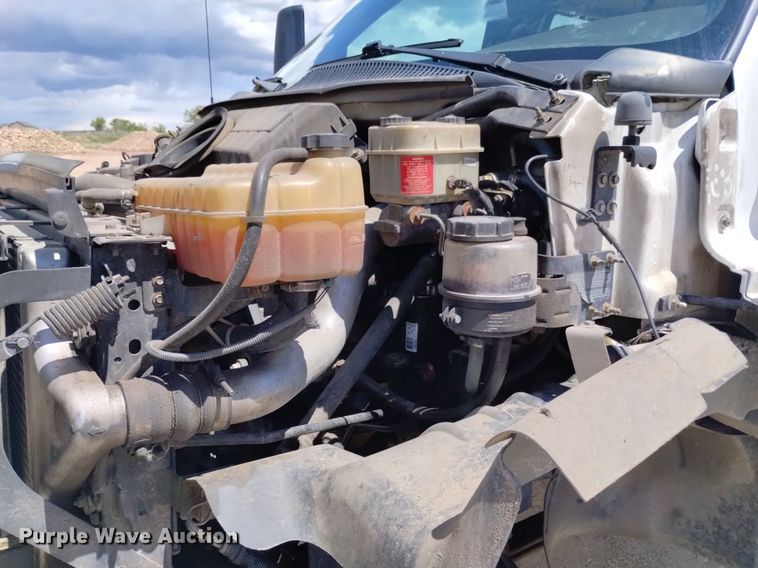 image for item DP3273 2009 GMC C5500  Crew Cab flatbed truck