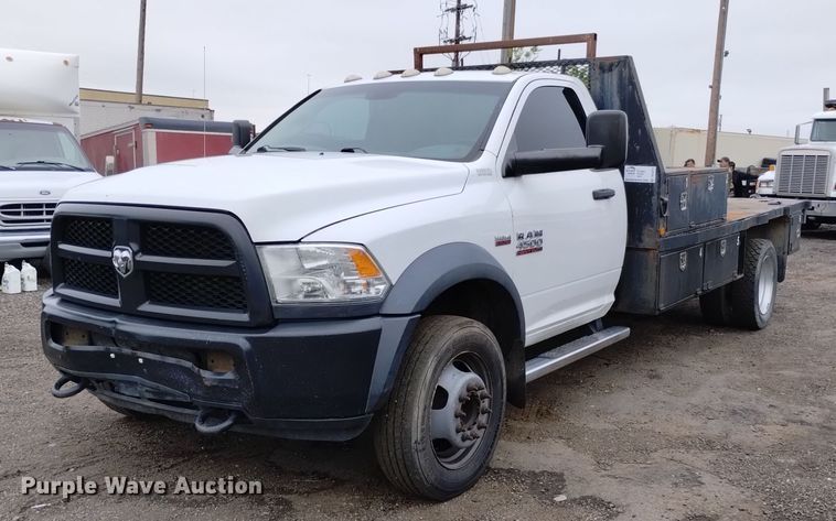 image for item DP3319 2015 Dodge Ram 4500HD  flatbed truck