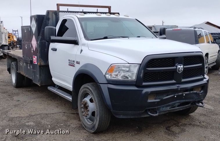 image for item DP3319 2015 Dodge Ram 4500HD  flatbed truck