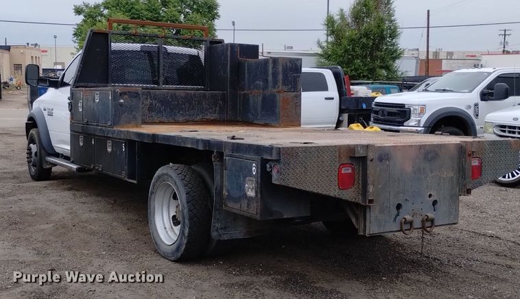 image for item DP3319 2015 Dodge Ram 4500HD  flatbed truck