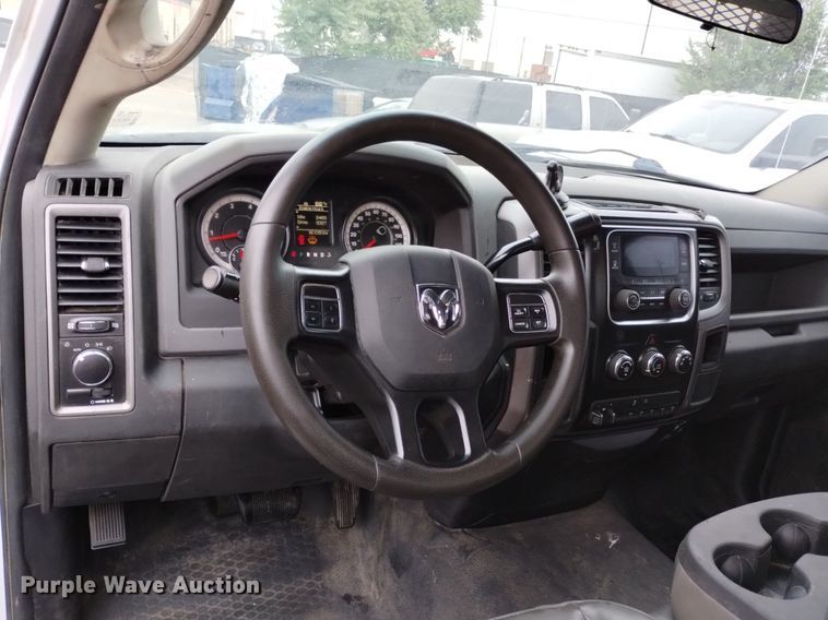 image for item DP3319 2015 Dodge Ram 4500HD  flatbed truck