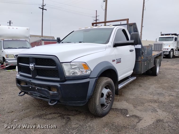 image for item DP3319 2015 Dodge Ram 4500HD  flatbed truck