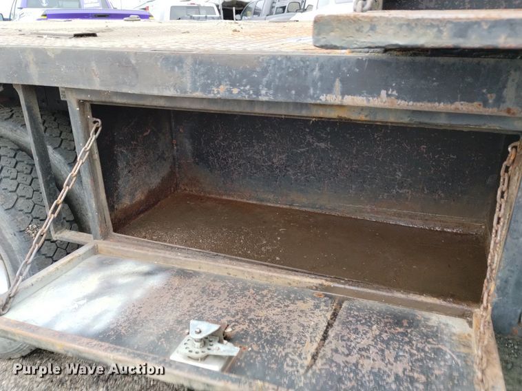 image for item DP3319 2015 Dodge Ram 4500HD  flatbed truck