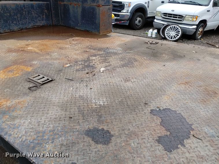 image for item DP3319 2015 Dodge Ram 4500HD  flatbed truck