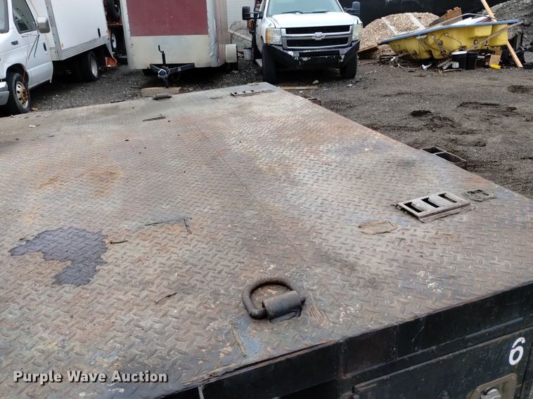 image for item DP3319 2015 Dodge Ram 4500HD  flatbed truck