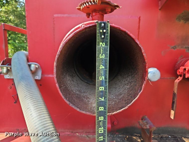 image for item DQ1793 1983 Am General M925  water truck