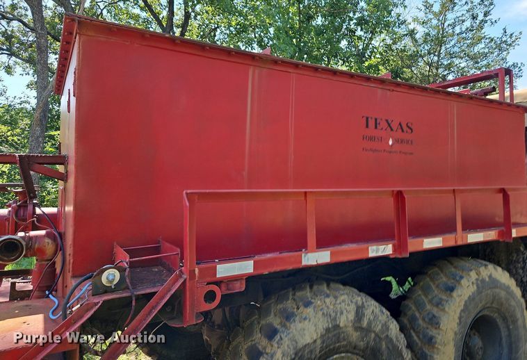 image for item DQ1793 1983 Am General M925  water truck