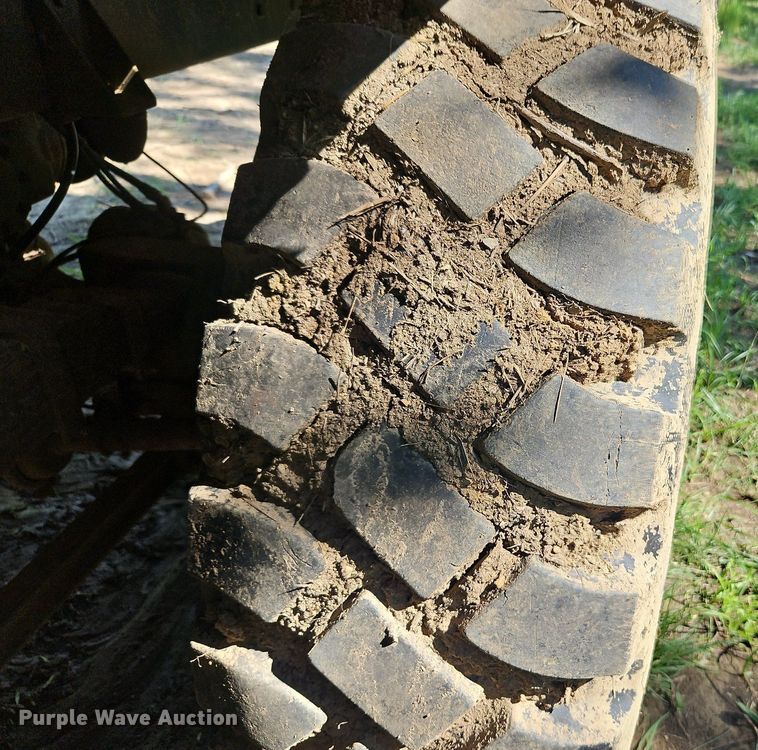 image for item DQ1793 1983 Am General M925  water truck