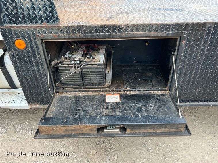 image for item DQ2121 2003 Sterling Acterra  flatbed truck