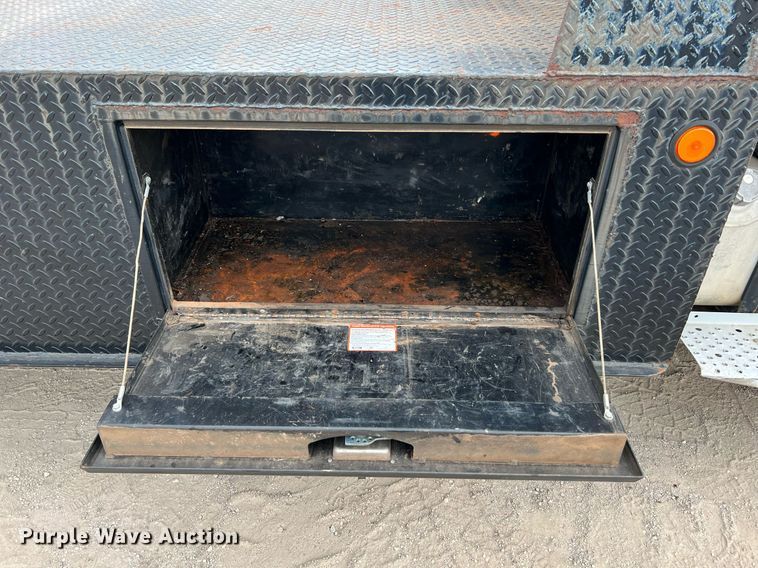 image for item DQ2121 2003 Sterling Acterra  flatbed truck