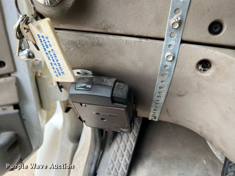 image for item DQ2121 2003 Sterling Acterra  flatbed truck