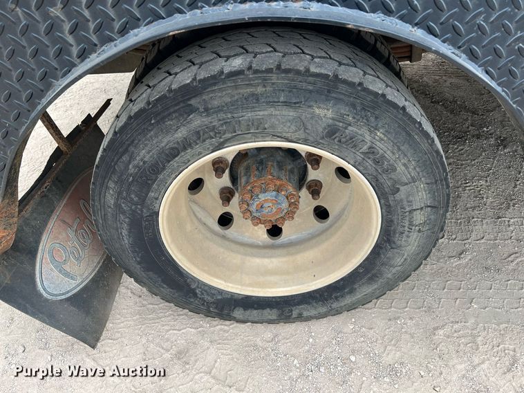 image for item DQ2121 2003 Sterling Acterra  flatbed truck