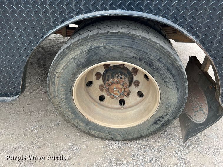 image for item DQ2121 2003 Sterling Acterra  flatbed truck