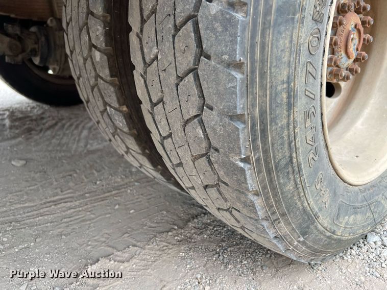 image for item DQ2121 2003 Sterling Acterra  flatbed truck