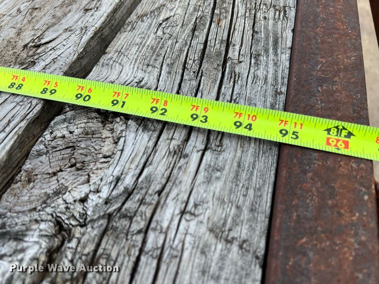 image for item DQ2122 1997 Diamond C Fleetneck  equipment trailer