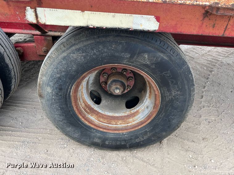 image for item DQ2122 1997 Diamond C Fleetneck  equipment trailer