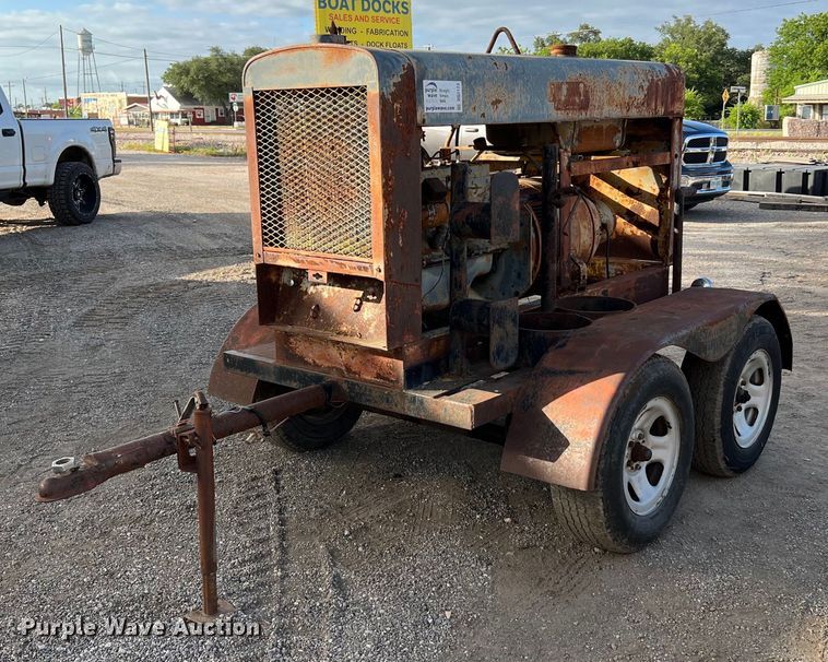 image for item DQ2123 Lincoln SAE-300P-226  welder/generator