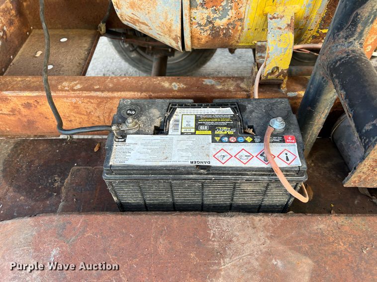 image for item DQ2123 Lincoln SAE-300P-226  welder/generator