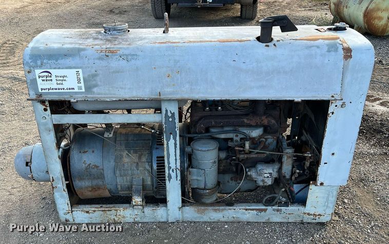 image for item DQ2124 Lincoln SA-200 F-163  welder