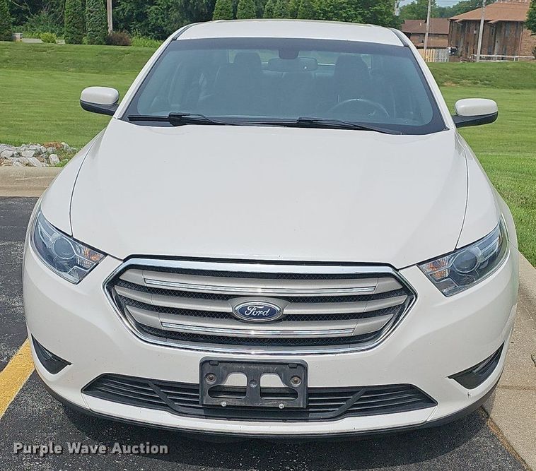 image for item DR3380 2016 Ford Taurus SEL