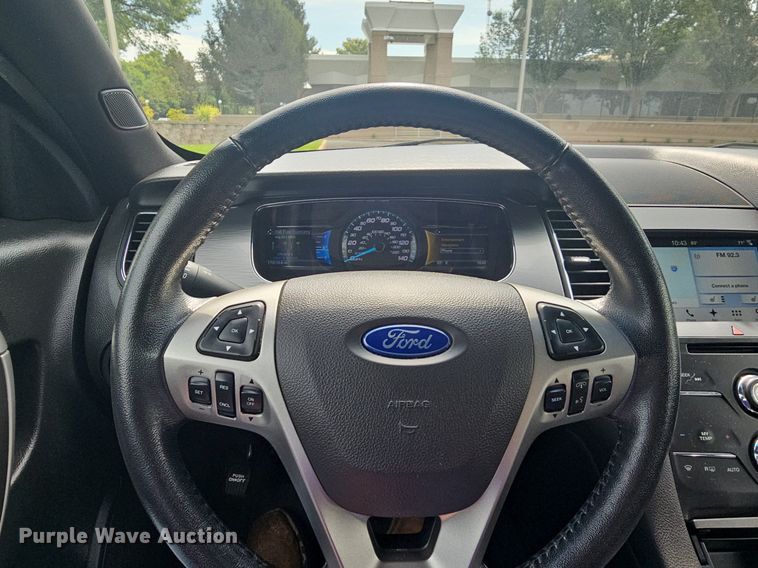 image for item DR3380 2016 Ford Taurus SEL