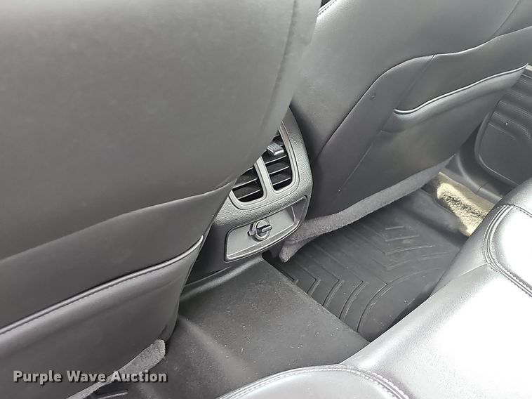 image for item DR3380 2016 Ford Taurus SEL