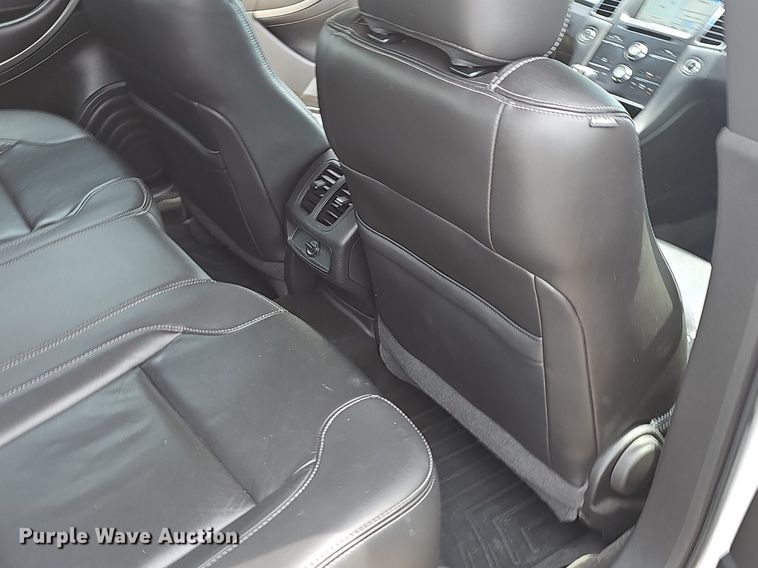 image for item DR3380 2016 Ford Taurus SEL