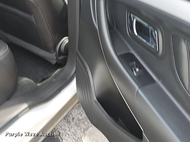 image for item DR3380 2016 Ford Taurus SEL