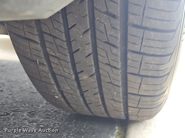 image for item DR3380 2016 Ford Taurus SEL