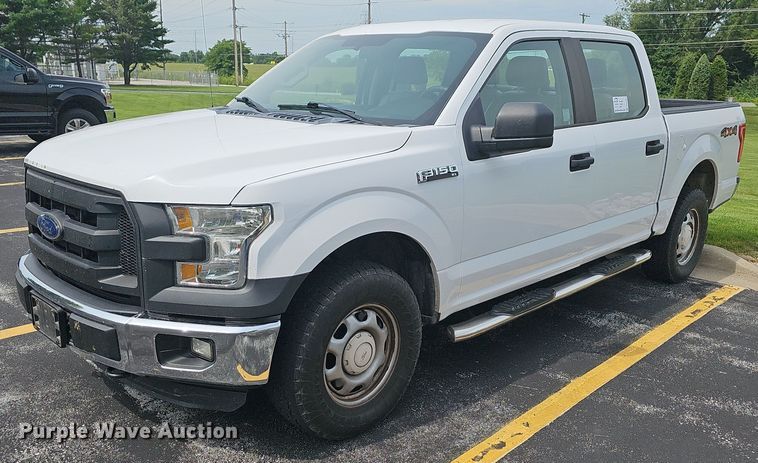 image for item DR3381 2016 Ford F150 XL  SuperCrew pickup truck