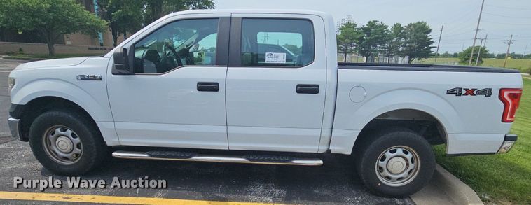 image for item DR3381 2016 Ford F150 XL  SuperCrew pickup truck