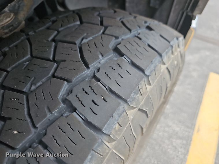 image for item DR3381 2016 Ford F150 XL  SuperCrew pickup truck