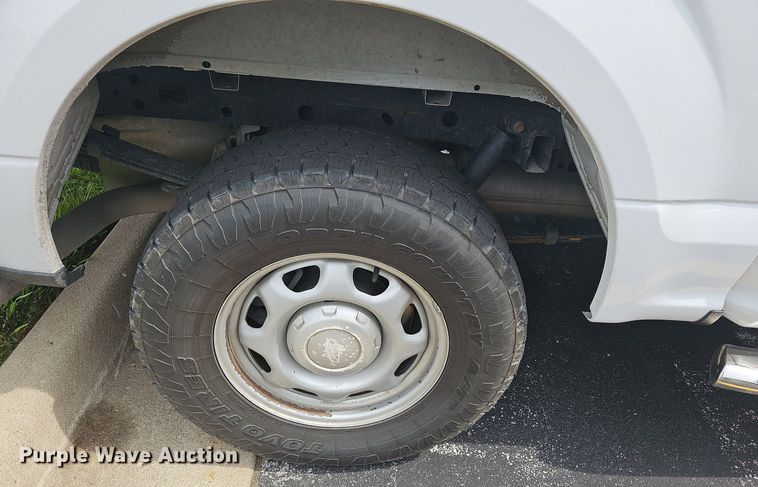 image for item DR3381 2016 Ford F150 XL  SuperCrew pickup truck