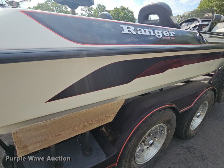 image for item DR3384 1996 Ranger 492VS  boat