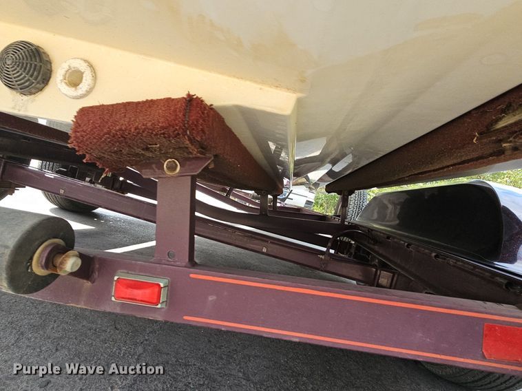 image for item DR3384 1996 Ranger 492VS  boat