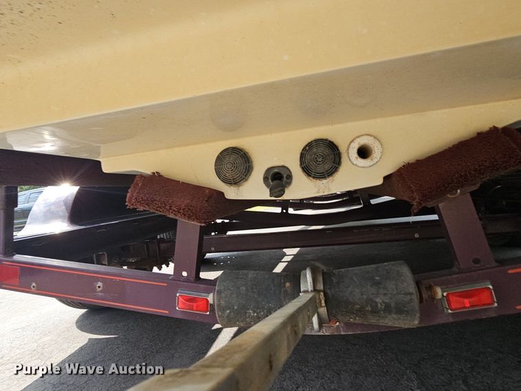 image for item DR3384 1996 Ranger 492VS  boat