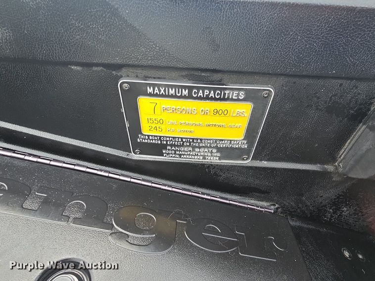 image for item DR3384 1996 Ranger 492VS  boat