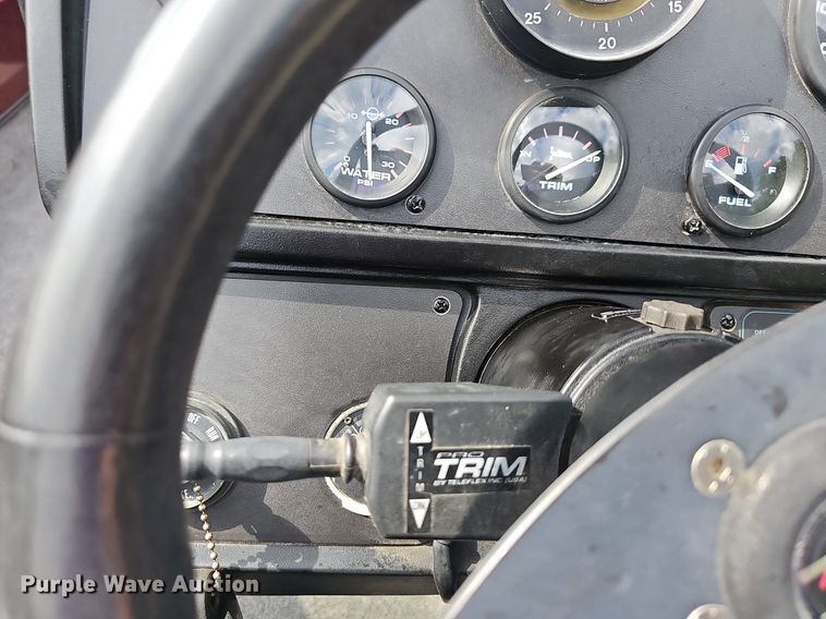 image for item DR3384 1996 Ranger 492VS  boat