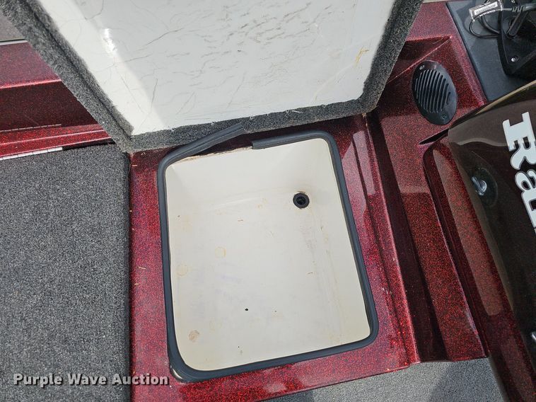 image for item DR3384 1996 Ranger 492VS  boat