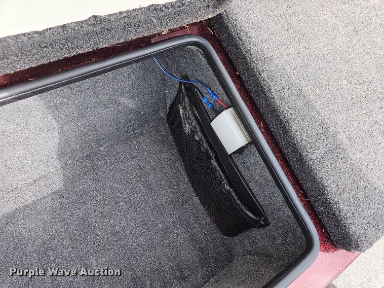 image for item DR3384 1996 Ranger 492VS  boat