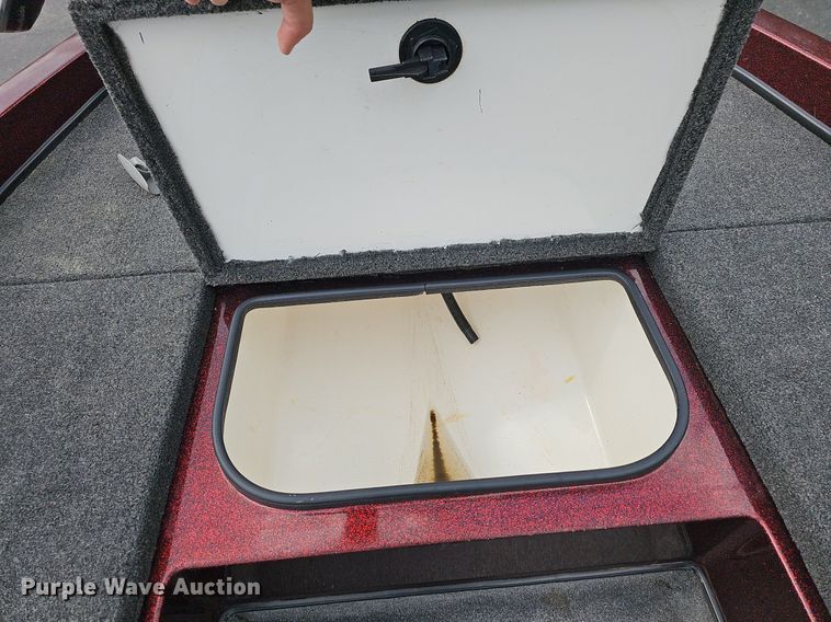 image for item DR3384 1996 Ranger 492VS  boat